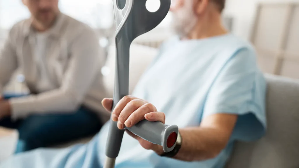 3 วิธีการรักษาผู้ป่วยพาร์กินสันเทียม