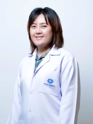 พญ.ดวงใจ บัวขวา (แพทย์สาขาเวชศาสตร์ฟื้นฟู)